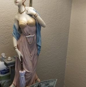 Meet your Posher, Juana